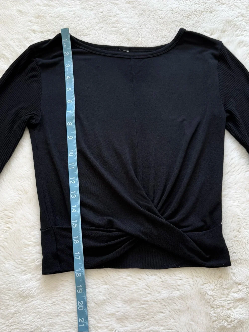 ALO Yoga women long sleeve black top size S